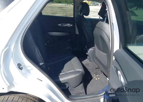 2026 Genesis Gv70 2.5T Select z USA, uszkodzony, nr VIN 5NMMADTB3TH041570